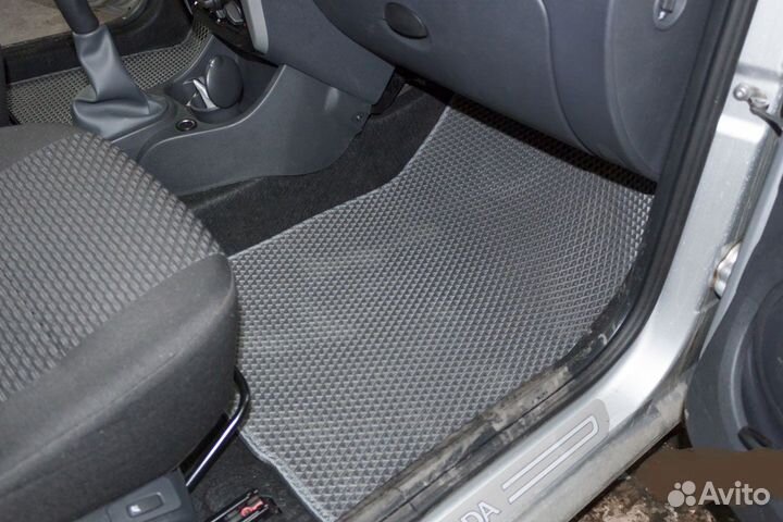 Новые коврики в салон LADA largus EVA