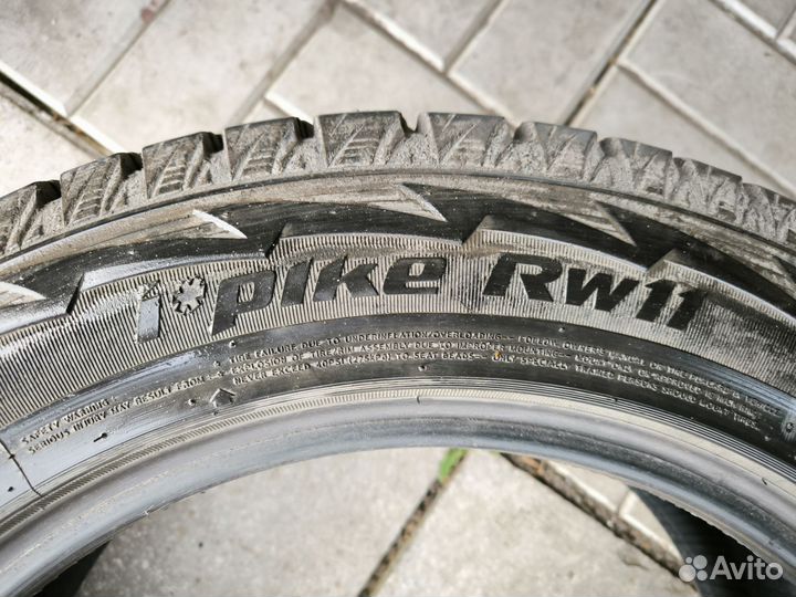 Hankook Winter I'Pike 235/60 R18