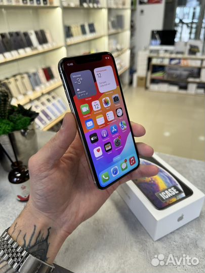iPhone Xs, 64 ГБ