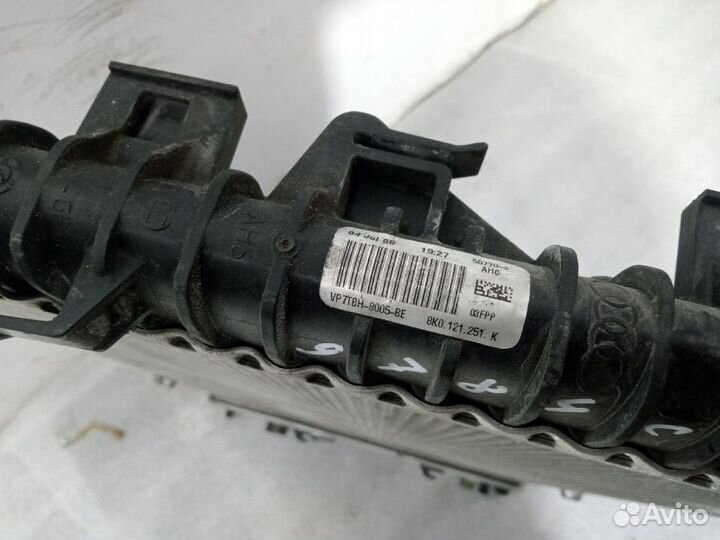 Радиатор охлождения audi A4 B8