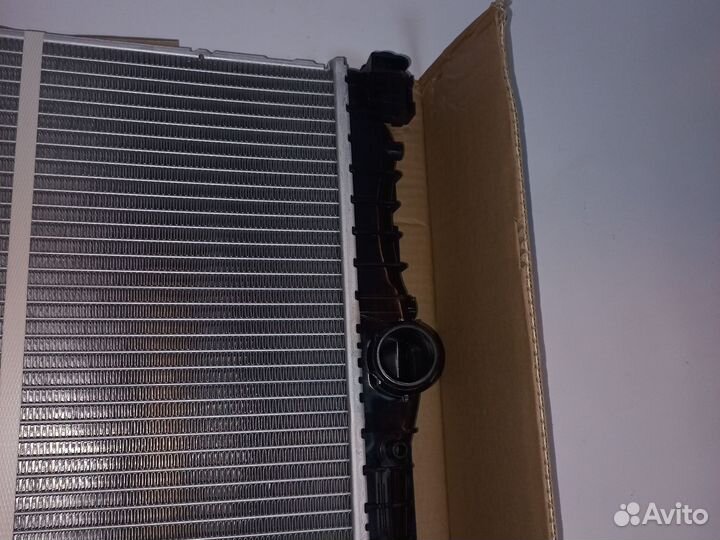 Радиатор BMW G30