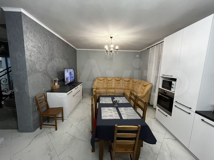 Дом 140 м² на участке 4 сот.