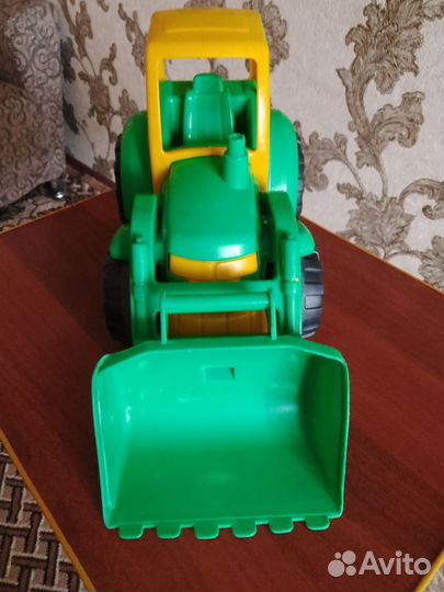 Большой трактор Полесье