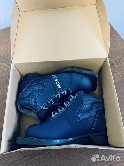 Лыжные ботинки детские nordik новые 31 размер