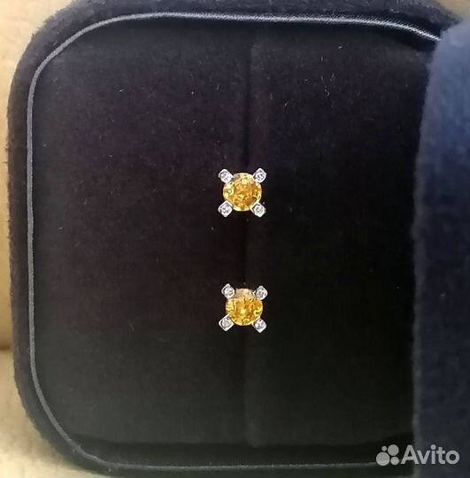 Золотые серьги с бриллиантами и желтыми сапфирами