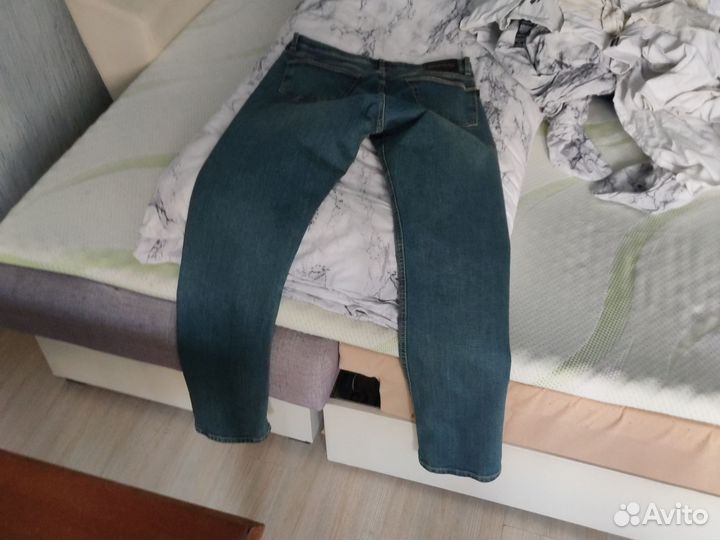 Джинсы