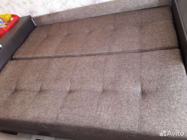 Химчистка углового дивана