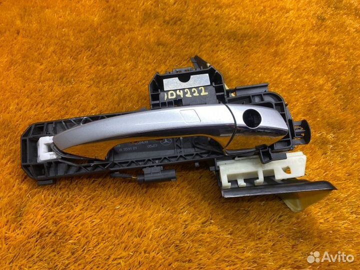 Ручка двери внешняя передняя правая Mercedes-Benz