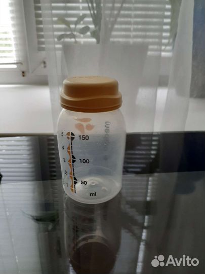 Молокоотсос medela ручной