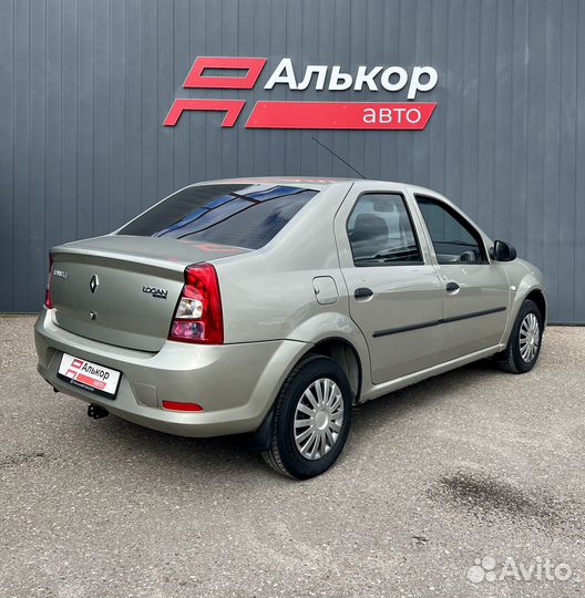 Renault Logan, 2011