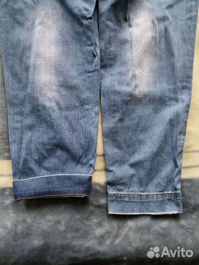 Джинсы женские