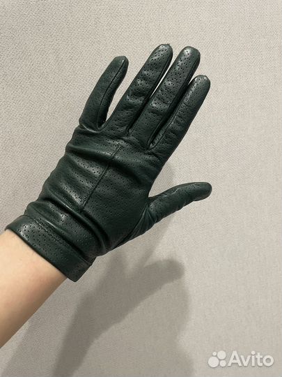 Перчатки женские кожаные на шелковом подкладе