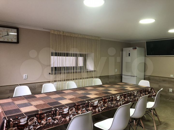 Дом 220 м² на участке 8 сот.