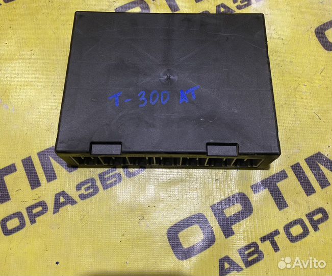 Блок комфорта АКПП Chevrolet Aveo T300