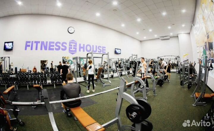 Абонемент в фитнес клуб