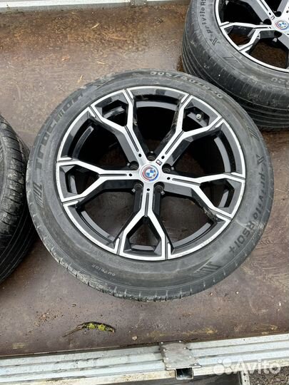 Tracmax X-Privilo RS01+ 275/45 R20 и 305/40 R20