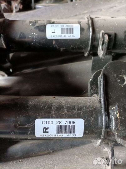 Стойки амортизатора c100 28 700B оригинал
