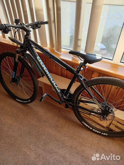 Велосипед горный 27,5 Forward Apache