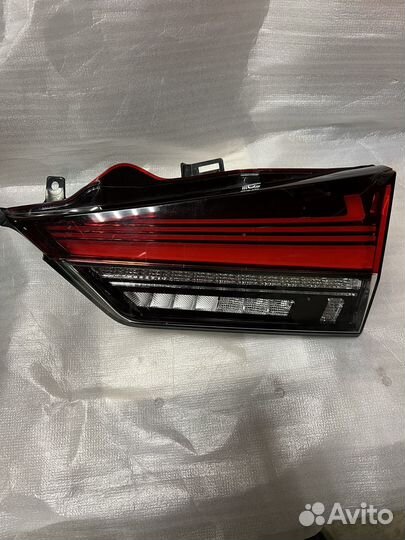 Задние фонари Lexus RX 4