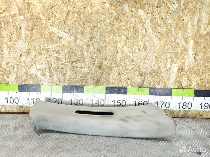 Обшивка стойки правая Ssang yong Rexton 2001 2006