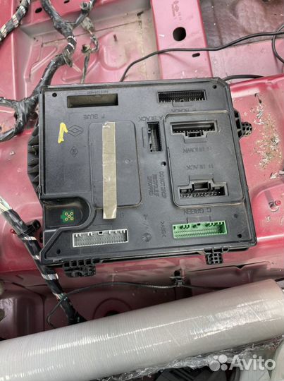 Блок комфорта renault fluence 1.6
