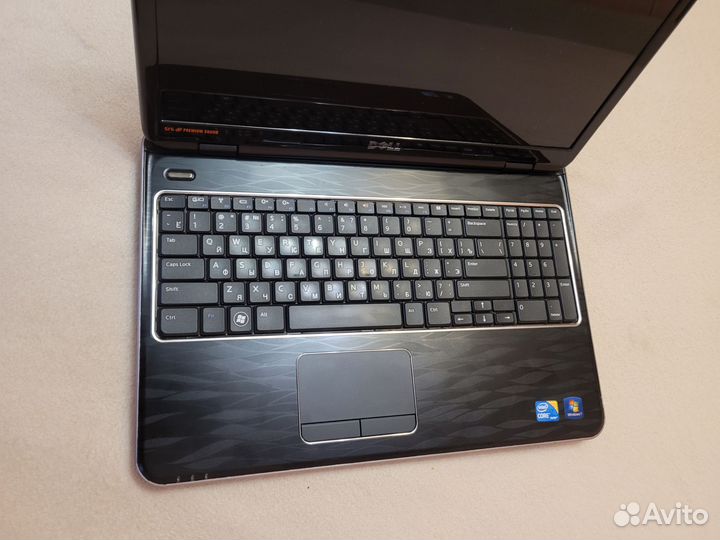 Ноутбук dell inspiron