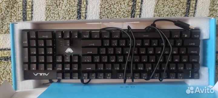 Продам Клавиатуру