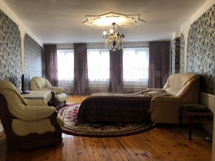 Своб. планировка, 120 м², 2/9 эт.