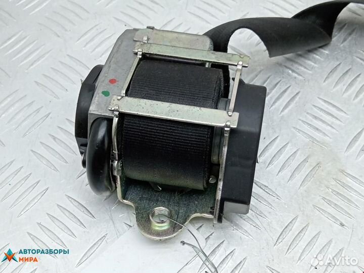 Ремень безопасности Skoda Rapid 2015