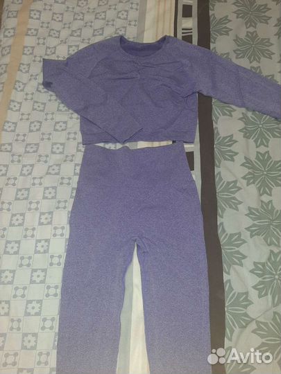 Костюм для фитнеса женский