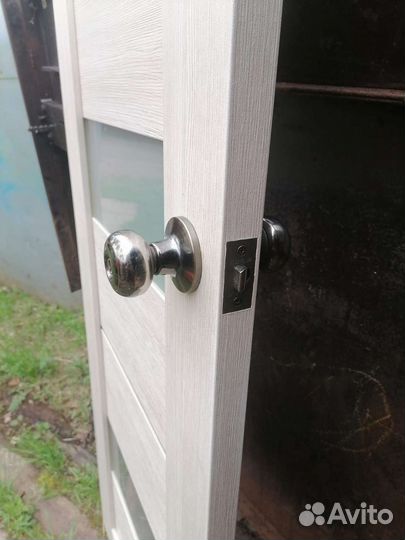 Дверь в ванную туалет бу