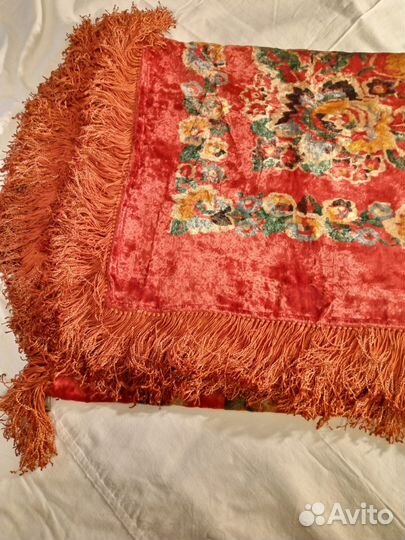 Скатерть бархатная