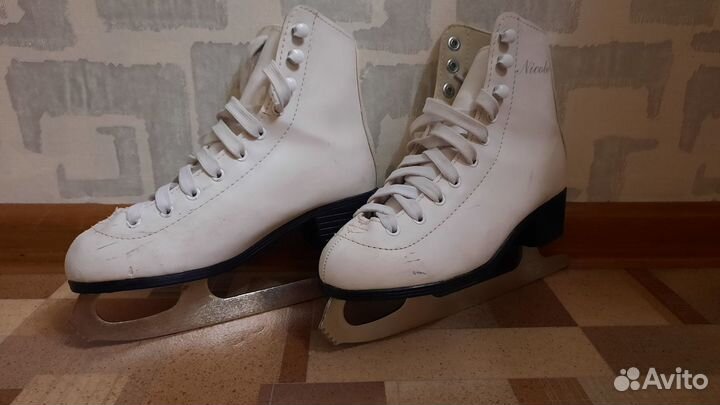 Коньки фигурные детские 33 размер