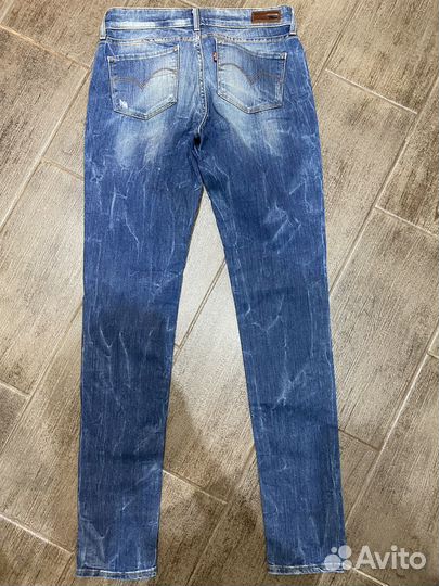 Женские джинсы levis