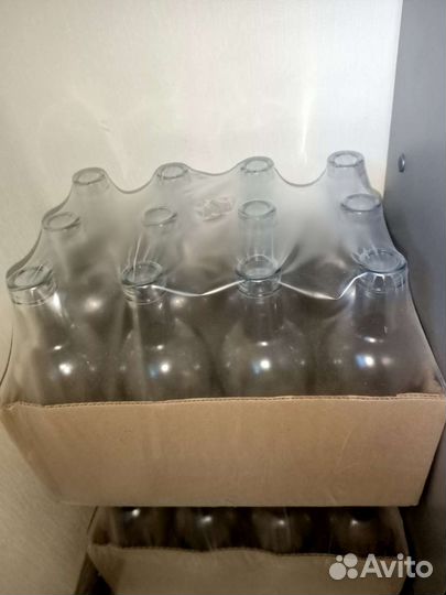 Бутылка стеклянная 0.5 и 1 л