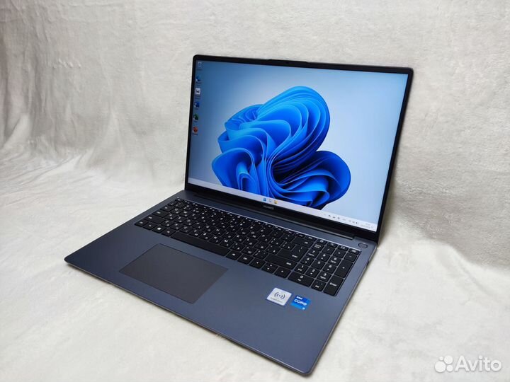 Huawei MateBook D16 I5 12450H 16/1024