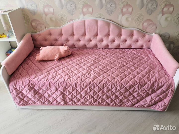 Детская кровать мягкая