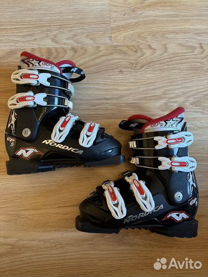 Детские горнолыжные ботинки Nordica