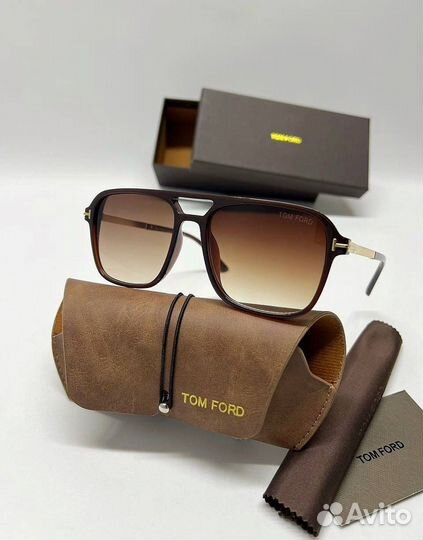 Солнцезащитные очки Tom Ford