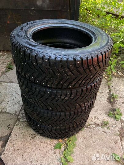 Toyo Observe Ice-Freezer SUV 215/65 R16 98T