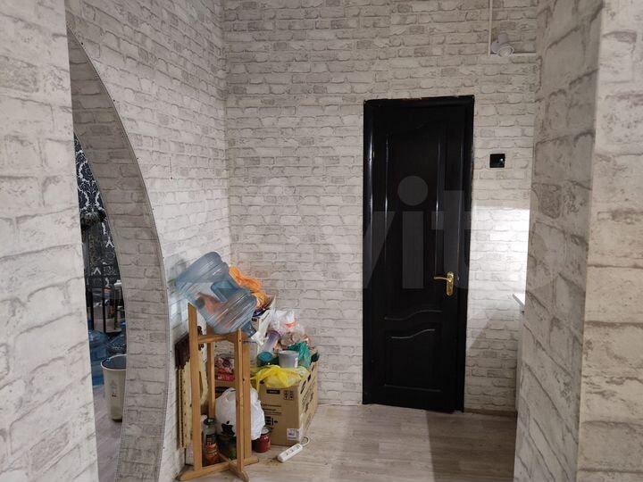 2-к. квартира, 54 м², 1/1 эт.