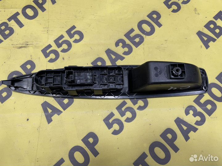 Кнопка стеклоподъемника Citroen C4