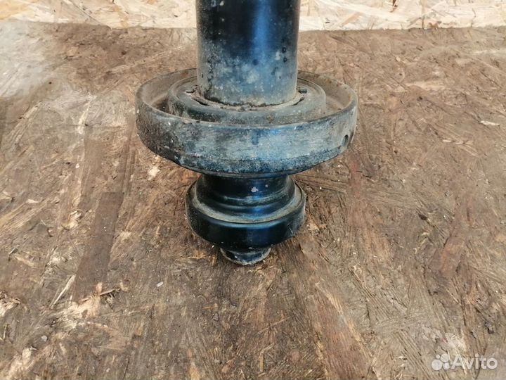 Вал карданный задний VW Touareg NF 2010-2018