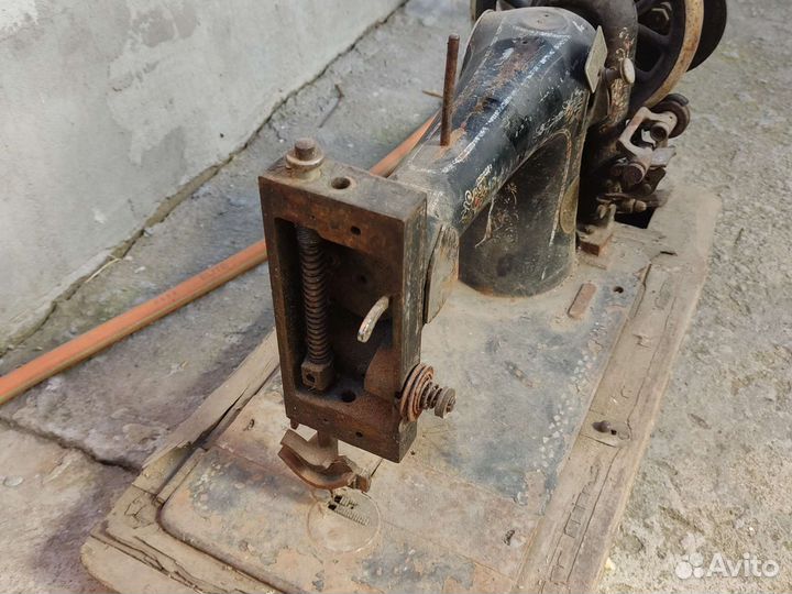 Швейная машинка