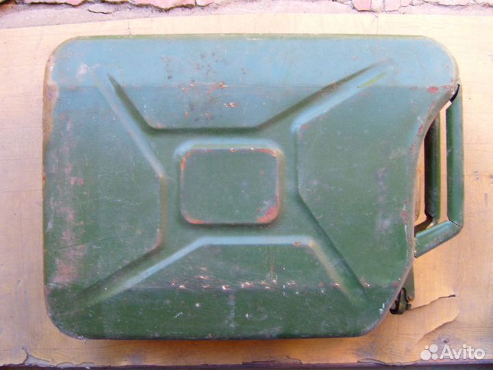 Канистра металлическая для бензина 20 л