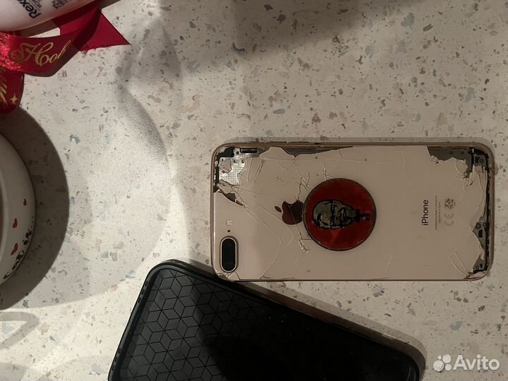 iPhone 8 Plus, 64 ГБ