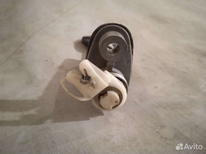 Личинка замка багажника Honda CR-V RD1