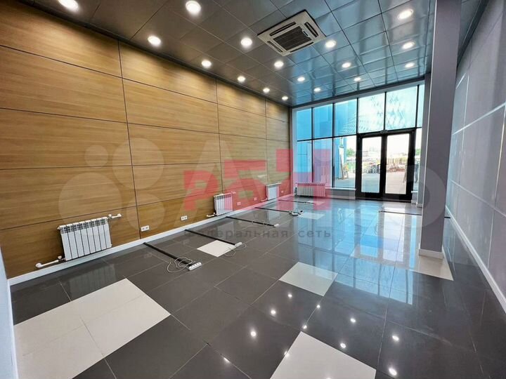 Офис с переговорной 40 кв.м в Центре с парковкой