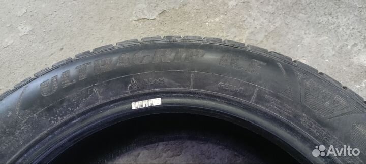 Goodyear UltraGrip Ice 225/60 R18