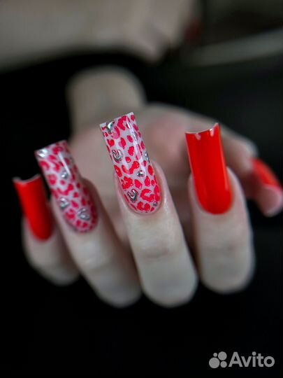 Модель на маникюр бесплатно